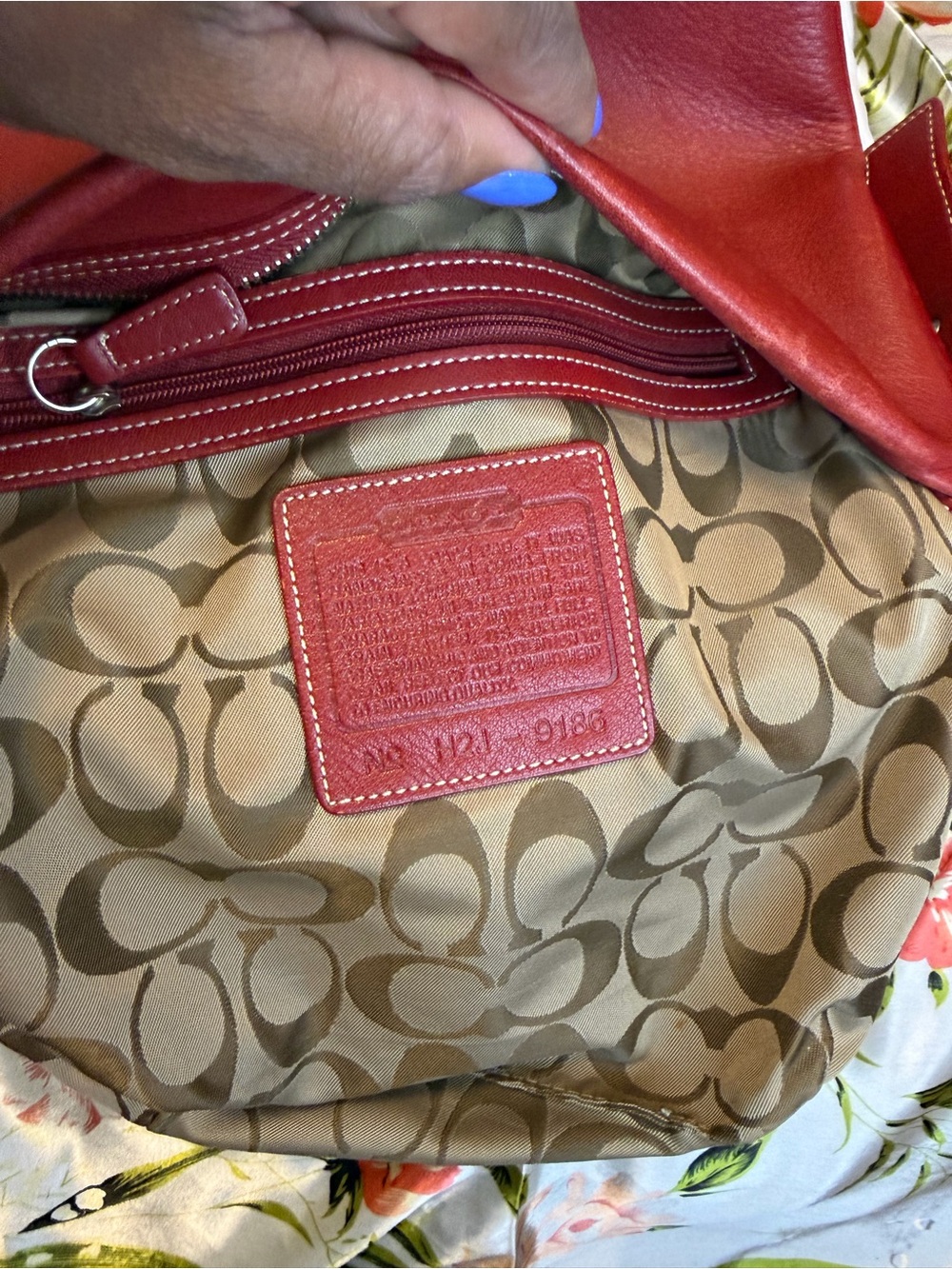 Coach Soho Legacy Red Leather Duffle Shoulder Bag | Vintage Coach - Picture 7 of 14